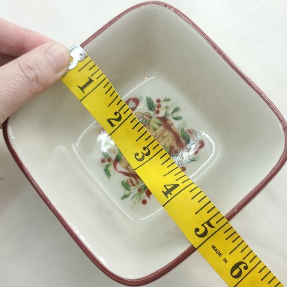 Longaberger Nature's Garland White Square Ceramic Holiday Dessert Bowl - Picture 7 of 10